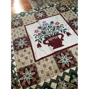 Handmade Floral Design Patchwork & Lace Quilt 76"x80" with Intricate Patterns &